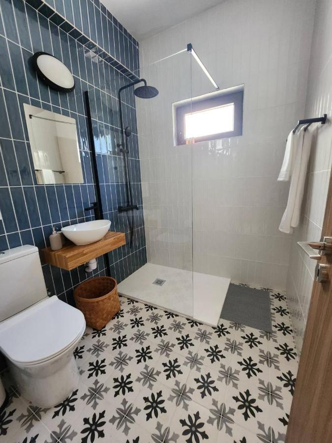 Adamandri Lodge - Prime Location アヤナパ エクステリア 写真
