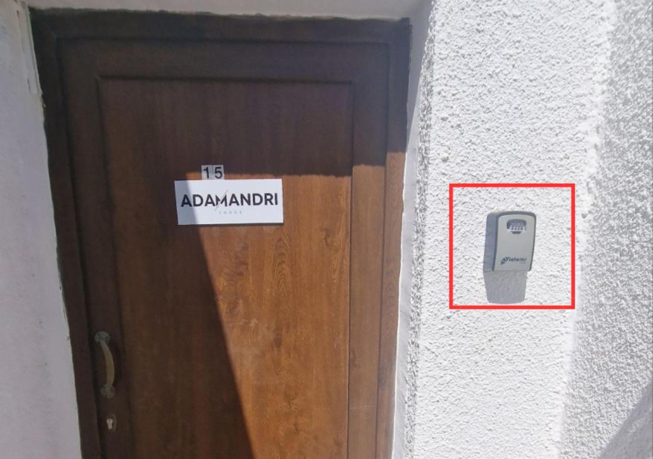 Adamandri Lodge - Prime Location アヤナパ エクステリア 写真